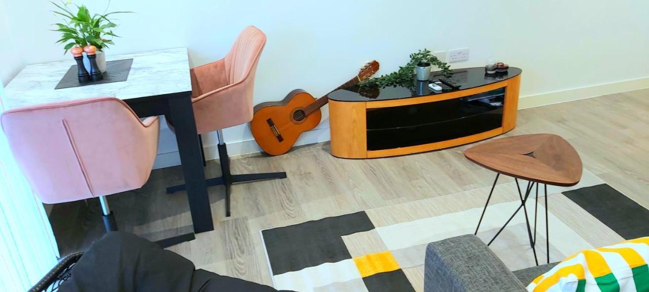 Lovely Studio Apartment Sheffield City Centre - Netflix, Wifi, Digital Tv 외부 사진