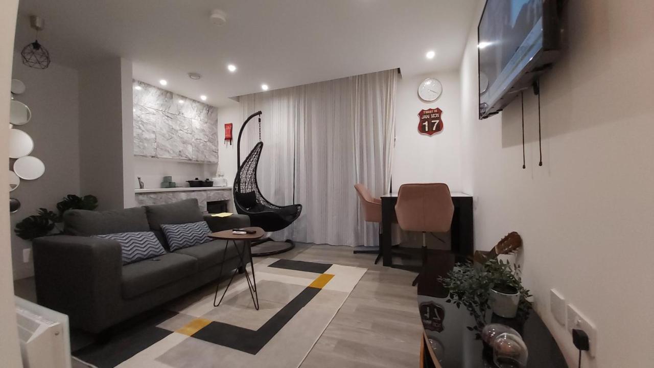 Lovely Studio Apartment Sheffield City Centre - Netflix, Wifi, Digital Tv 외부 사진